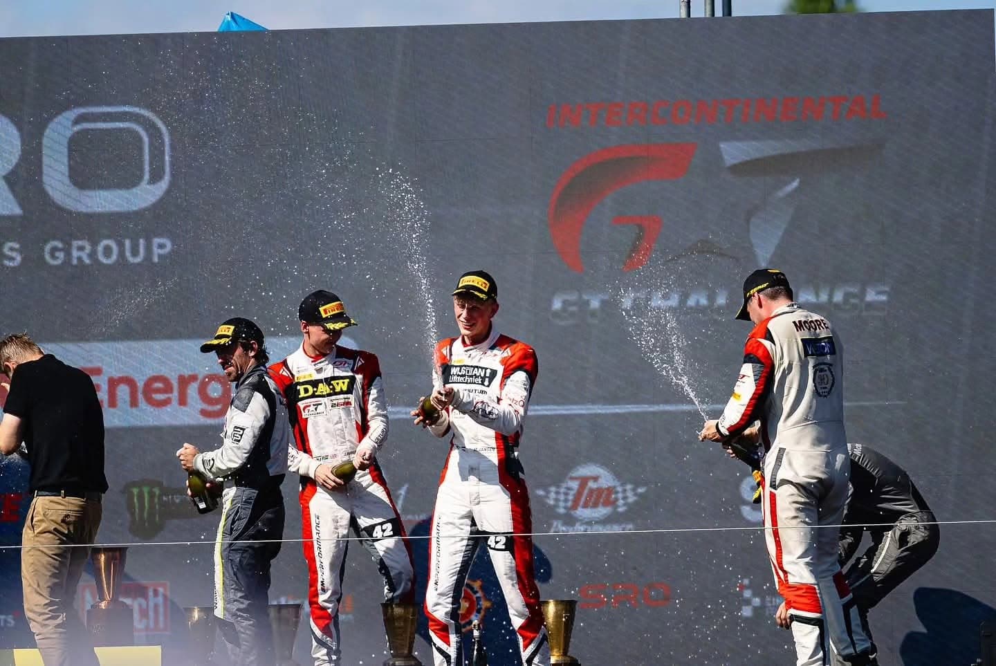 Superlight race suit customer example 26.